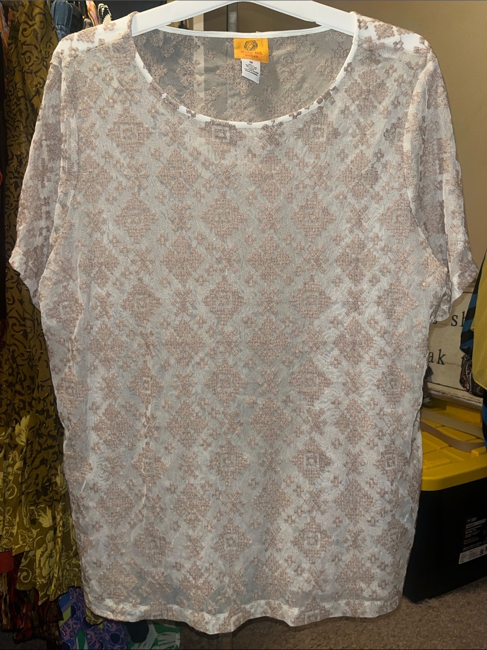 Lightweight Sheer Patterned Tee in White and Blush